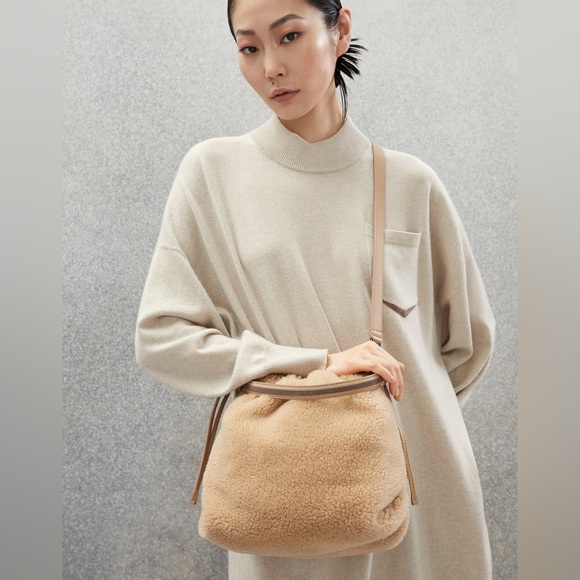 NWT Brunello Cucinelli Fleecy virgin wool and cashmere bag with shiny handle - Picture 1 of 7